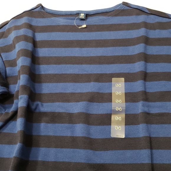 Girl Stripe Navy Half Sleeves Cute Uniqlo T-Shirt - Picture 2 of 4